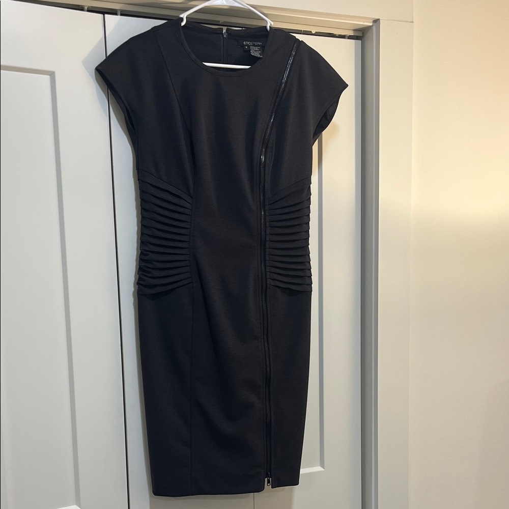 ETCETERA Dark Gray Mini Dress with Zipper & Pleated Detail, Size 4